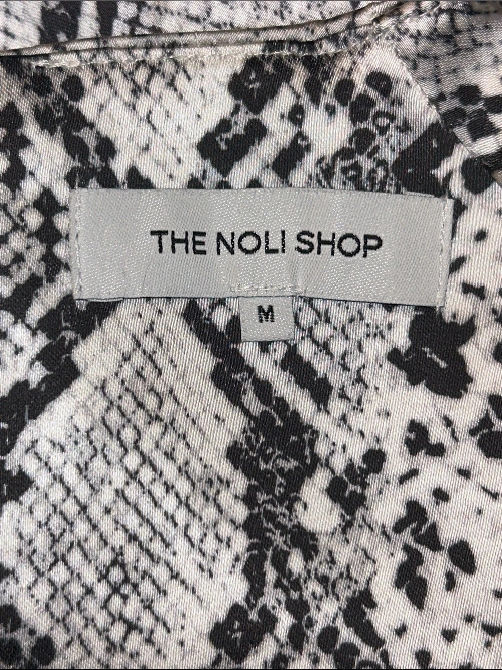 The Noli Shop Snakeskin Print Cowl Neck Top in White & Black Size Medium - Picture 5 of 6